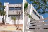 Byhus i Estepona - LMT46- Spacious townhouse modern style