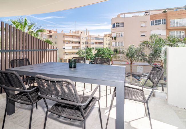 Lejlighed i Estepona - INF3.2L- Modern city apartment, families only