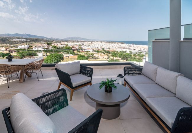 Lejlighed i Estepona - LME9.F1- Penthouse, amazing views, families only