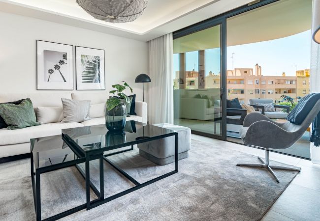 Lejlighed i Estepona - INF3.3K- Stunning city apartment.
