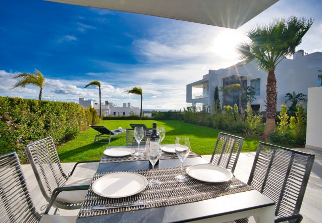 Lejlighed i Casares - AL-1604 ESTEPONA - APARTMENT - ALCAZABA LAGOON