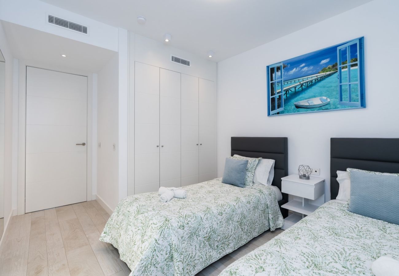 Lejlighed i Casares - Elegant 2-Bed Apartment | Alcazaba Lagoon (1604)