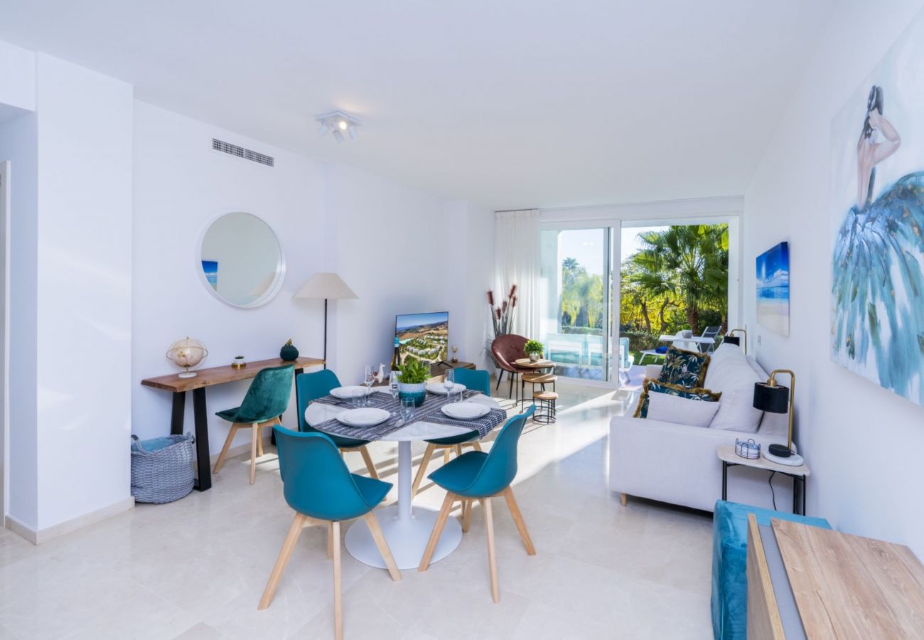 Lejlighed i Casares - Stylish 2-Bed Apartment | Alcazaba Lagoon (303)