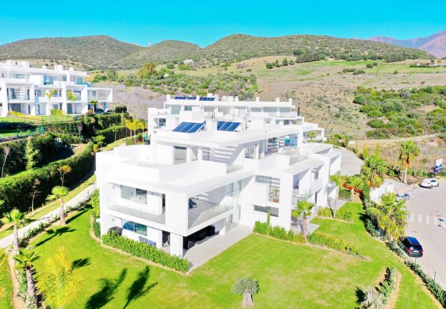 Lejlighed i Estepona - 2288 Luxury Penthouse with Private Rooftop Pool
