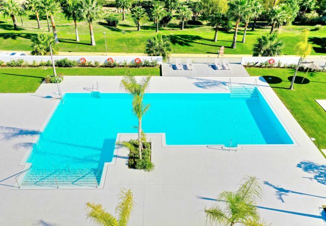 Lejlighed i Estepona - 2288 Luxury Penthouse with Private Rooftop Pool