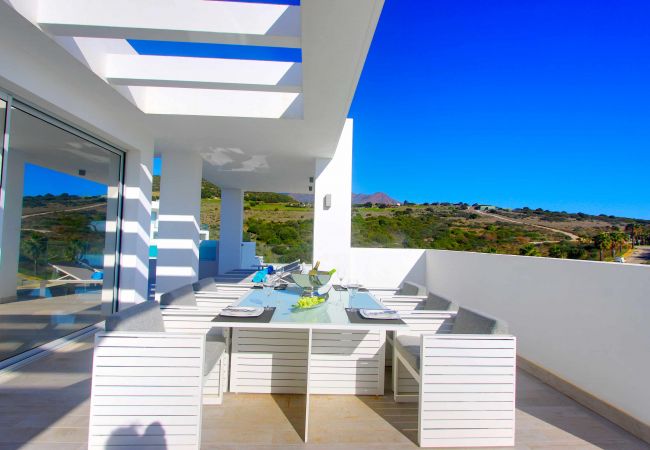 Lejlighed i Estepona - 2288 Luxury Penthouse with Private Rooftop Pool