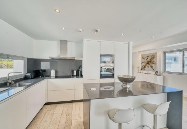 Lejlighed i Estepona - 2288 Luxury Penthouse with Private Rooftop Pool