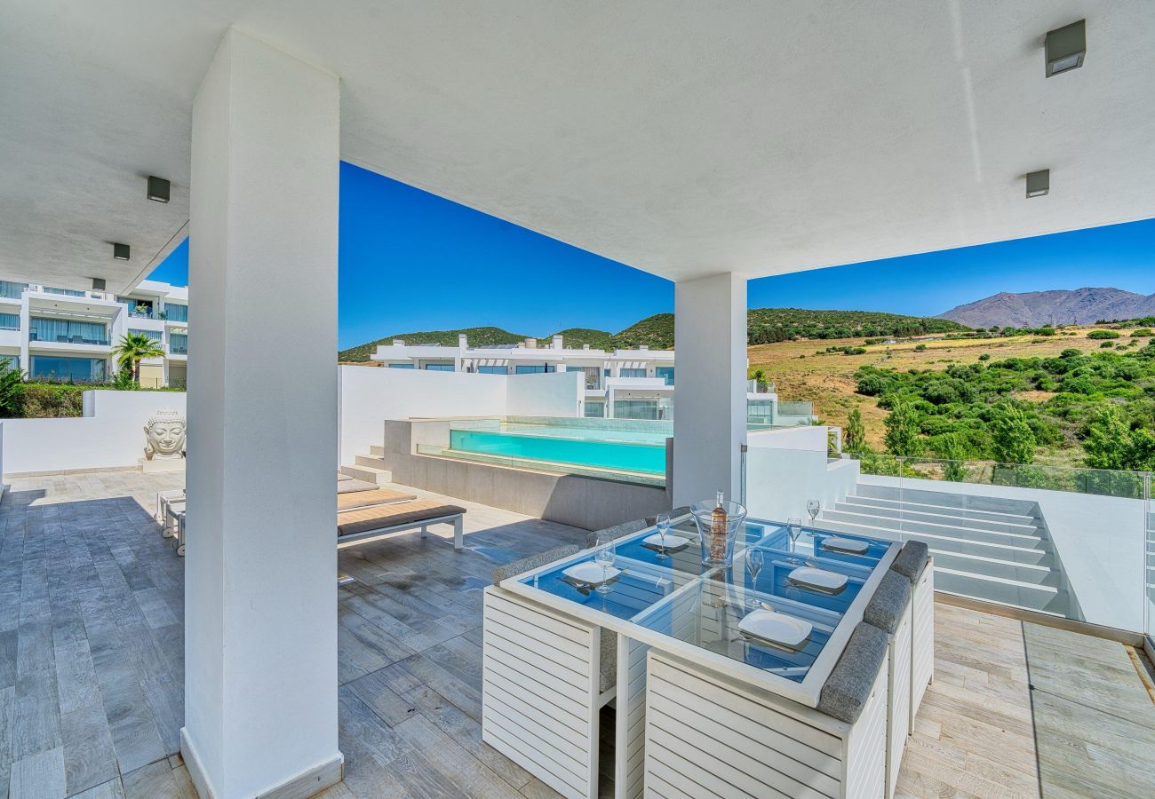 Lejlighed i Estepona - 2288 Luxury Penthouse with Private Rooftop Pool