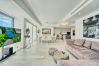 Lejlighed i Estepona - 2288 Luxury Penthouse with Private Rooftop Pool