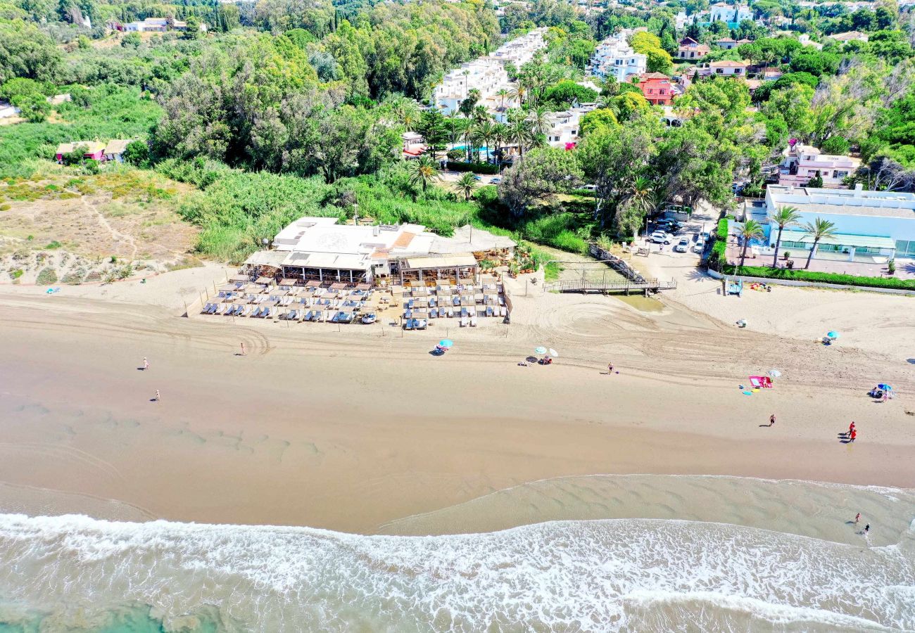 Lejlighed i Marbella - 1108 Elegant Golden Beach Apartments with sea View