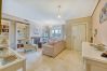 Hus i Marbella - 1107 Elegant Beachfront House with Pool