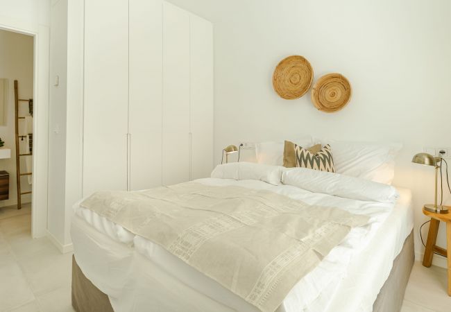 Villa i Mijas Costa - Unique & Luxurious Villa with Heated Pool!