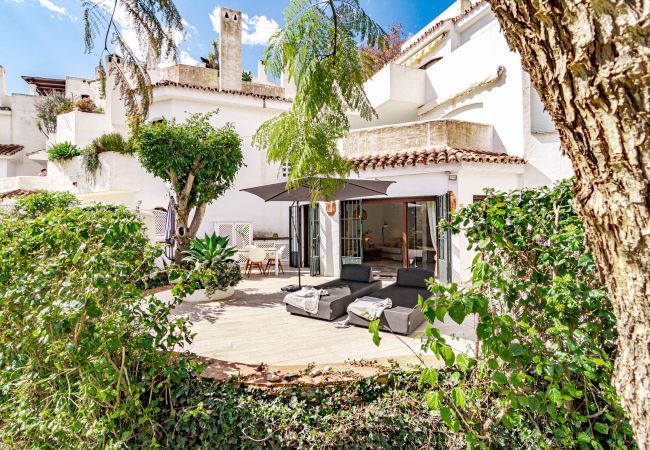 Lejlighed i Marbella - GC - Spacious flat in Golden beach Marbella