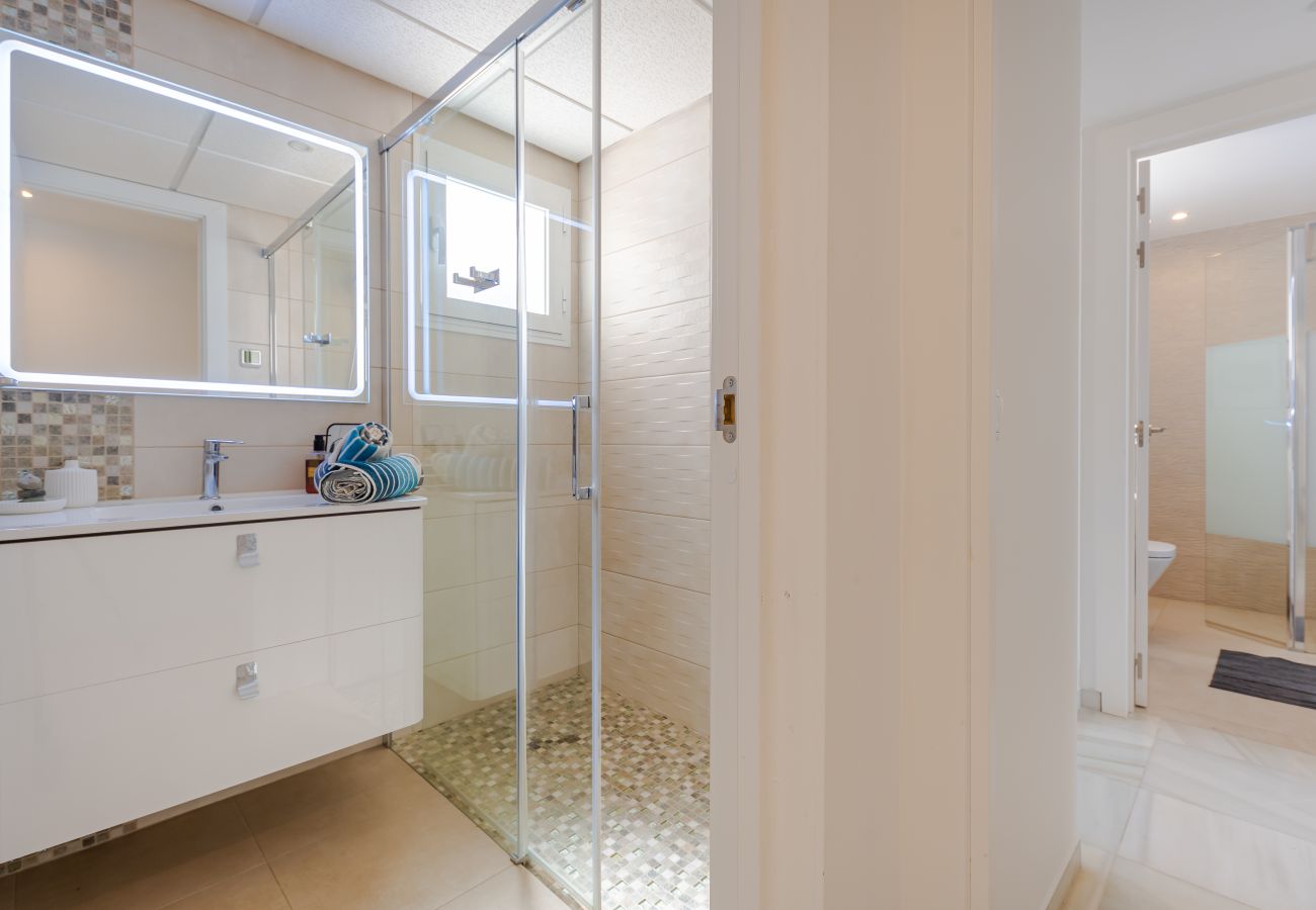 Lejlighed i Marbella - Penthouse in City Centre Marbella with Jacuzzi*