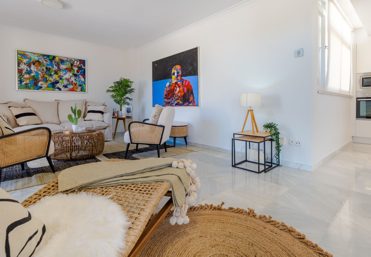 Lejlighed i Marbella - Penthouse in City Centre Marbella with Jacuzzi*
