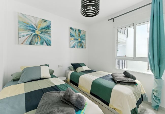 Lejlighed i San Luis de Sabanillas - 3003 Beachfront Duplex Penthouse with Stunning Sea