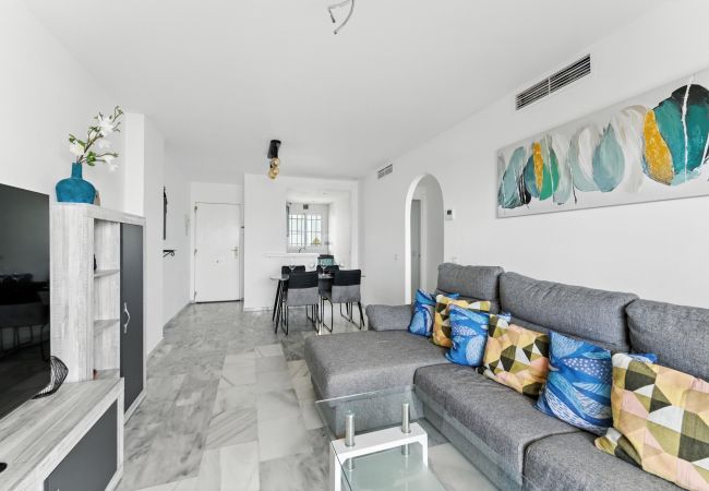 Lejlighed i San Luis de Sabanillas - 3003 Beachfront Duplex Penthouse with Stunning Sea
