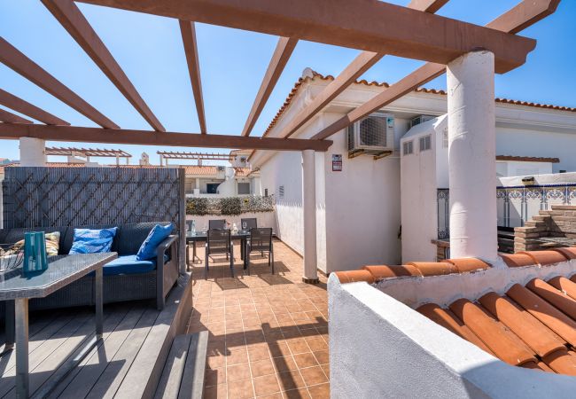 Lejlighed i San Luis de Sabanillas - 3003 Beachfront Duplex Penthouse with Stunning Sea