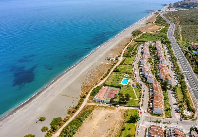 Lejlighed i San Luis de Sabanillas - 3003 Beachfront Duplex Penthouse with Stunning Sea