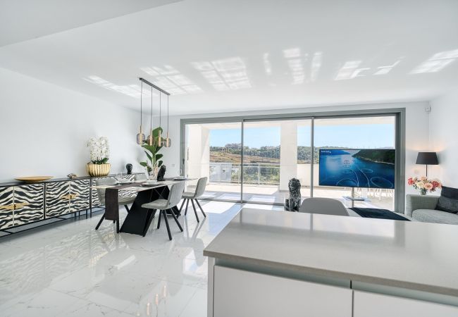 Lejlighed i Casares - 3019 Stunning Penthouse with Golf & Sea View