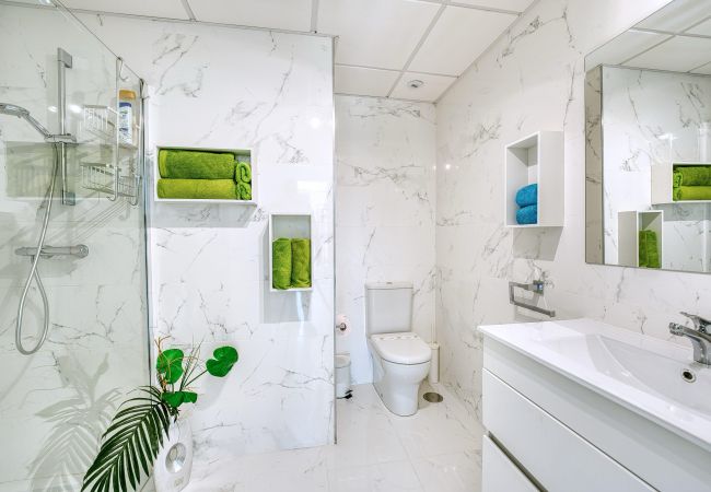 Lejlighed i Casares - 3019 Stunning Penthouse with Golf & Sea View