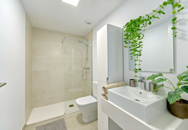 Lejlighed i Estepona - 3015 Luxury Serenity Views Apartment in Estepona