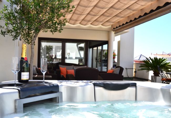 Lejlighed i Estepona - RSH14A - Terrace with hot tub and fantastic views