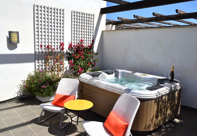 Lejlighed i Estepona - RSH14A - Terrace with hot tub and fantastic views