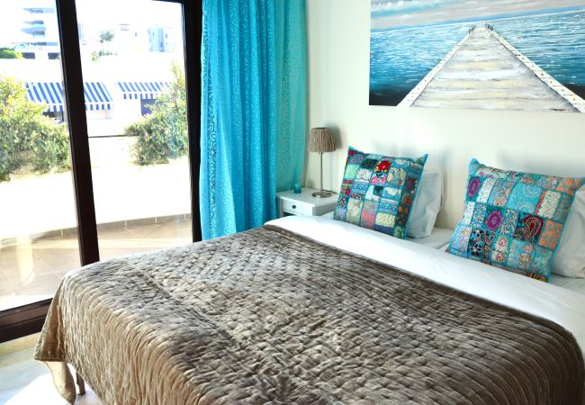 Lejlighed i Estepona - RSH14A - Terrace with hot tub and fantastic views