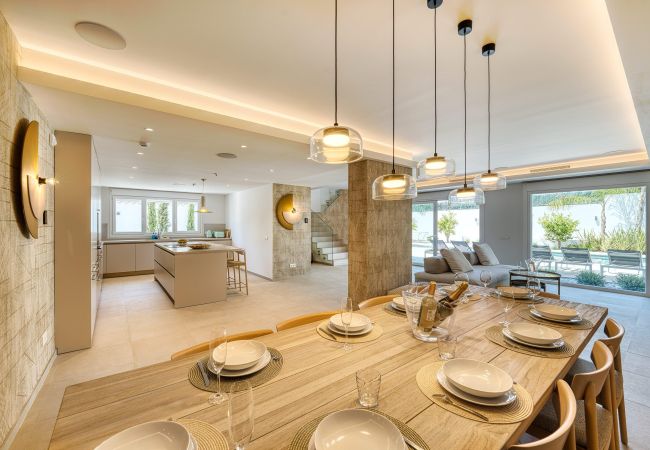 Villa i San Pedro de Alcántara - 3004 Luxury Modern Villa with Pool