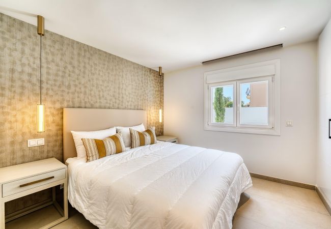 Villa i San Pedro de Alcántara - 3004 Luxury Modern Villa with Pool