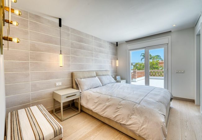 Villa i San Pedro de Alcántara - 3004 Luxury Modern Villa with Pool