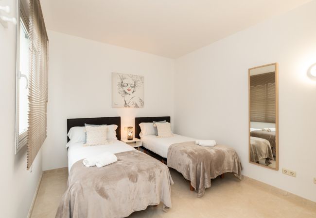 Lejlighed i Casares - AL-704 ESTEPONA - APARTMENT - ALCAZABA LAGOON