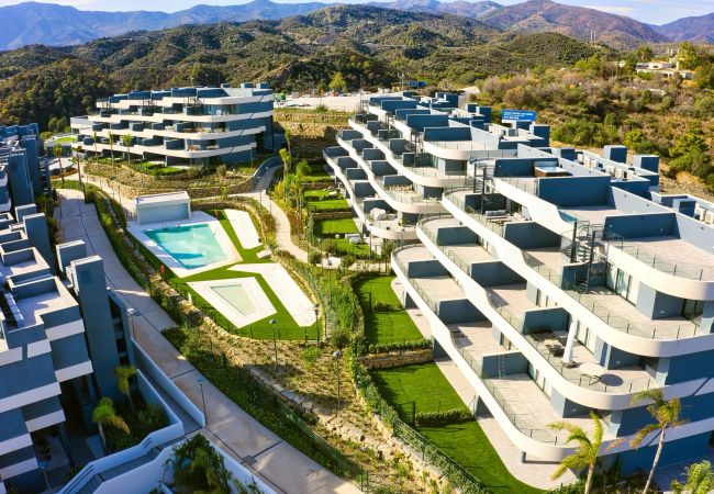 Lejlighed i Estepona - 3020 Luxury Duplex with Stunning Africa & Gibralta
