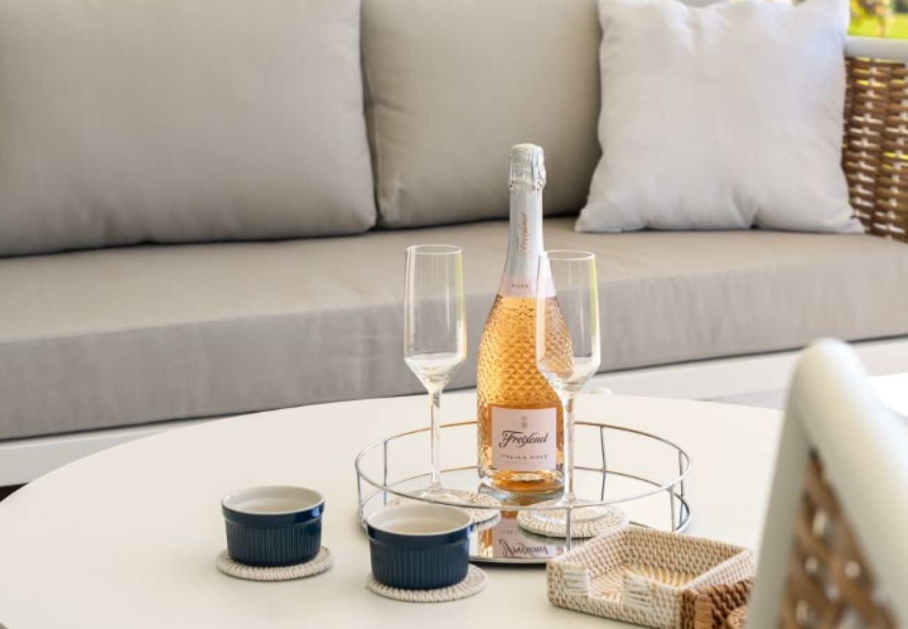 Lejlighed i Casares - Chic 3-Bed Apartment ALCAZABA LAGOON (2107)