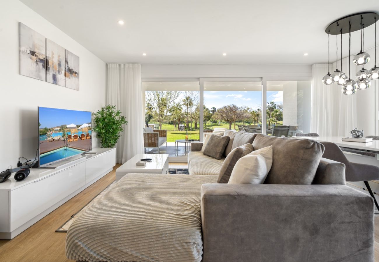 Lejlighed i Casares - Chic 3-Bed Apartment ALCAZABA LAGOON (2107)
