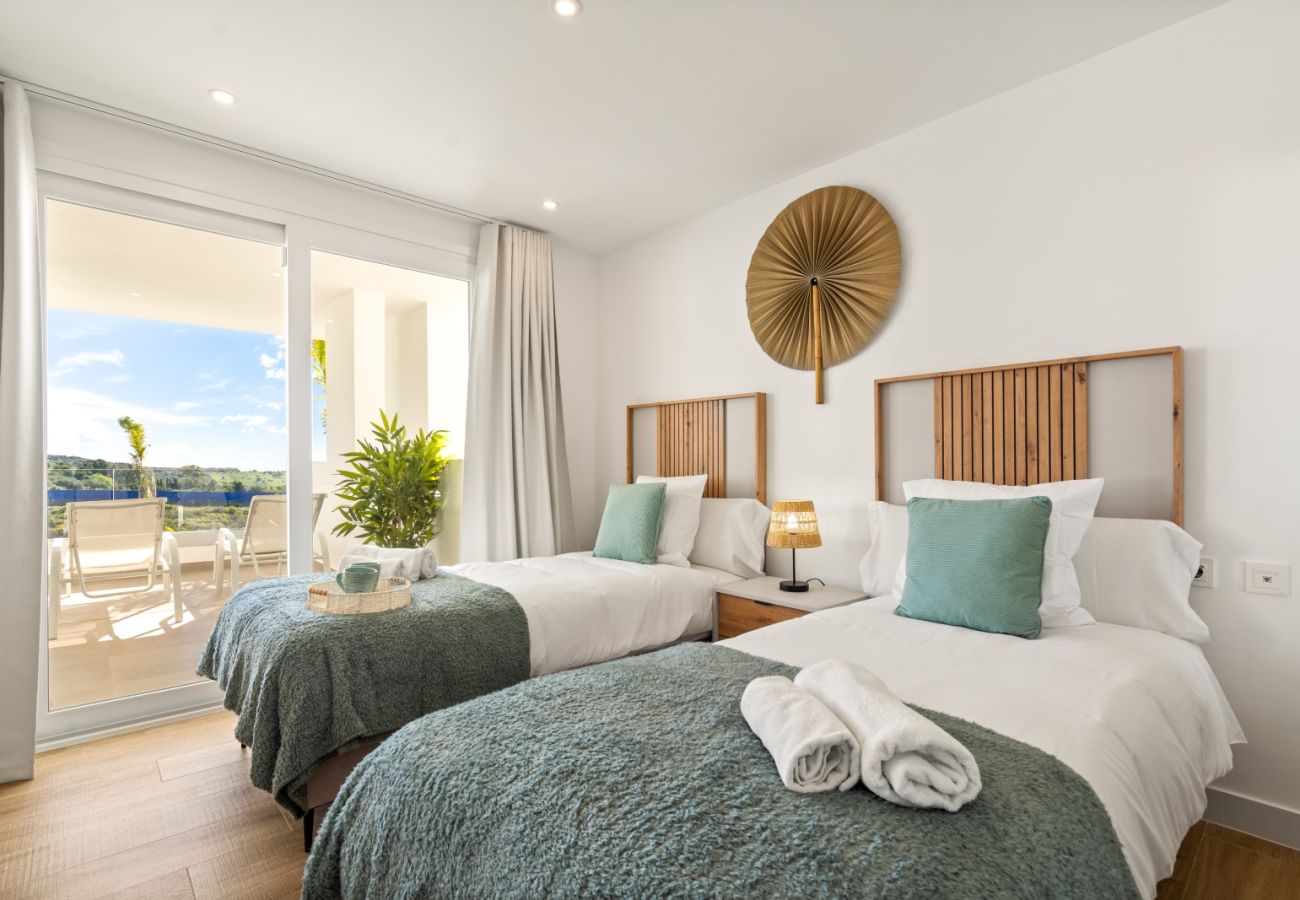 Lejlighed i Casares - Stylish 2-bed Apartment ALCAZABA LAGOON (2011)