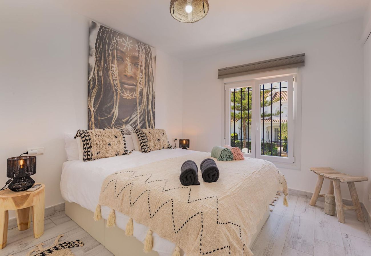 Byhus i Manilva - 3128 Beachfront Casa Luna in Aldea Beach