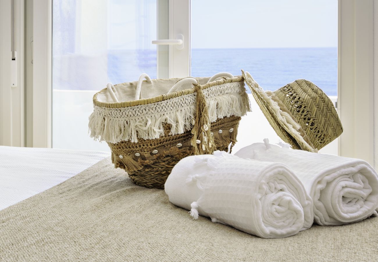 Byhus i Manilva - 3129 Beachfront Casa Cosy in Aldea Beach