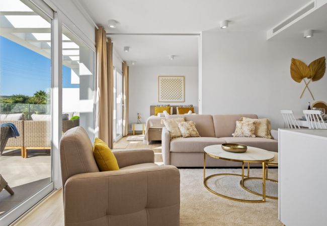 Lejlighed i Casares - Chic Penthouse & Solarium ALCAZABA LAGOON (2125)