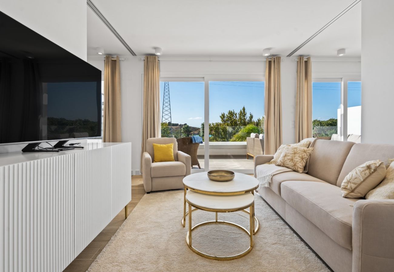 Lejlighed i Casares - Chic Penthouse & Solarium ALCAZABA LAGOON (2125)