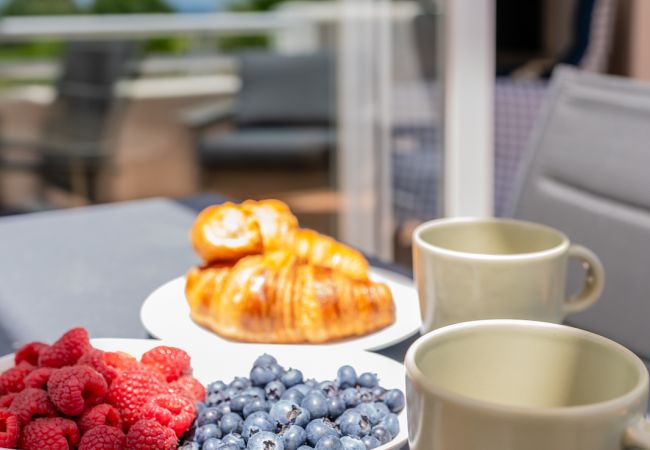 Lejlighed i Casares - Modern 2-Bed Apartment | Alcazaba Lagoon (313)