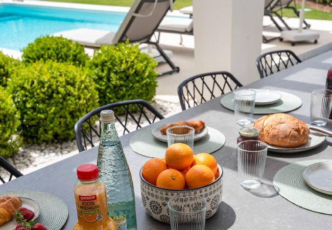 Villa i Marbella - 3301 Villa Mariposa (r3907066)