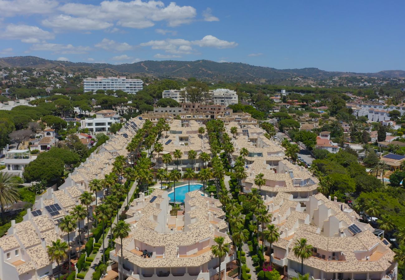 Byhus i Marbella - 3150 Seaside Home with Stunning Sea Views