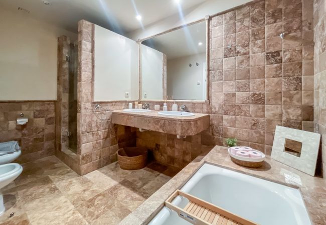 Appartement in Estepona - Luxury Apartment with Spa Marbella