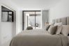 Villa in Marbella - Private Luxury Villa Steps from the beach!