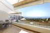 Appartement in Marbella - Apartment with Sea Views and Sunlit Terraces
