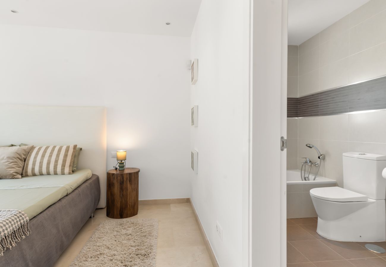 Villa in Marbella - BREATHTAKING VIEWS FROM VILLA NEAR BEACH - HEATED 