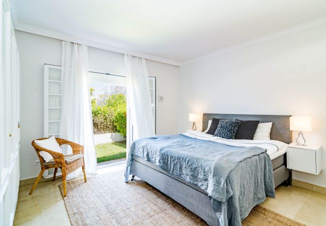 Appartement in Nueva Andalucia - AP165 - Aloha Pueblo, Marbella by roomservices