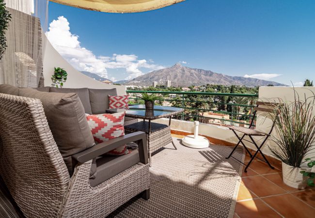 Appartement in Nueva Andalucia - SAT2 - Modern 2 bedroom apartment with ocean view